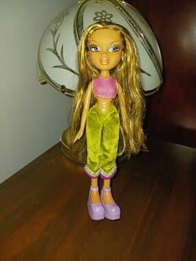 Bratz Doll Yasmin Vintage